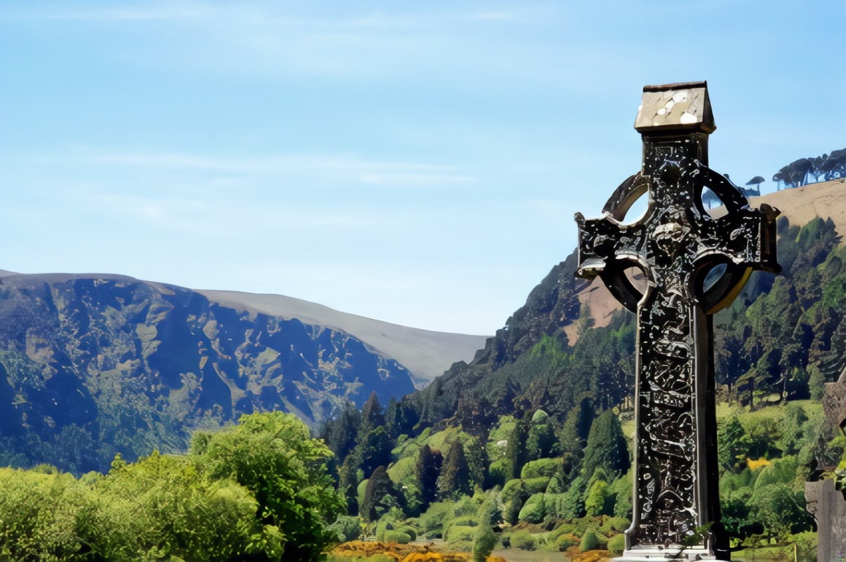 Why Men Have Worn Celtic Crosses for Centuries: Strength, Faith, and Irish Identity
