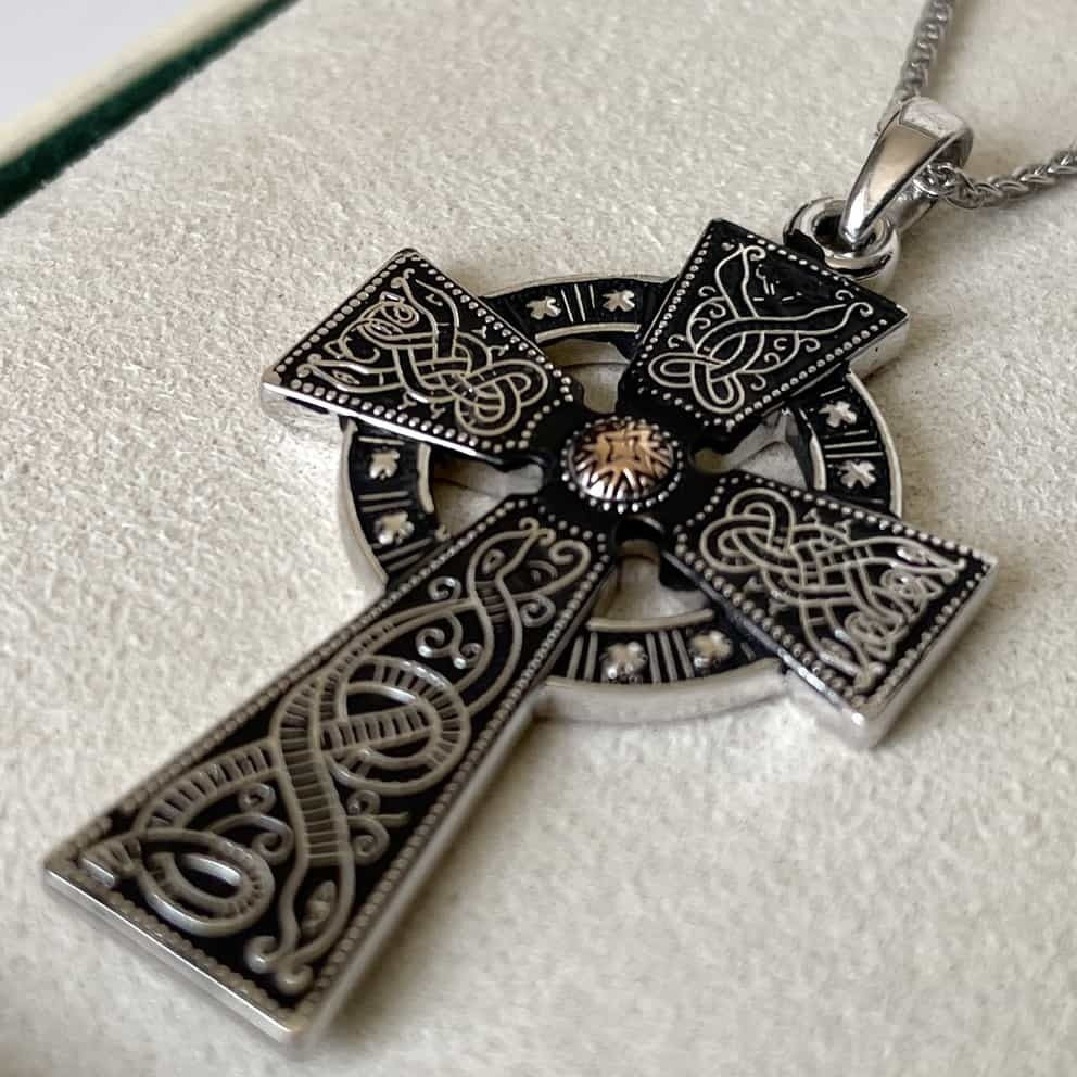 ケルティック・クロスロード Antique Silver Warrior Cross | Celtic Cross Online