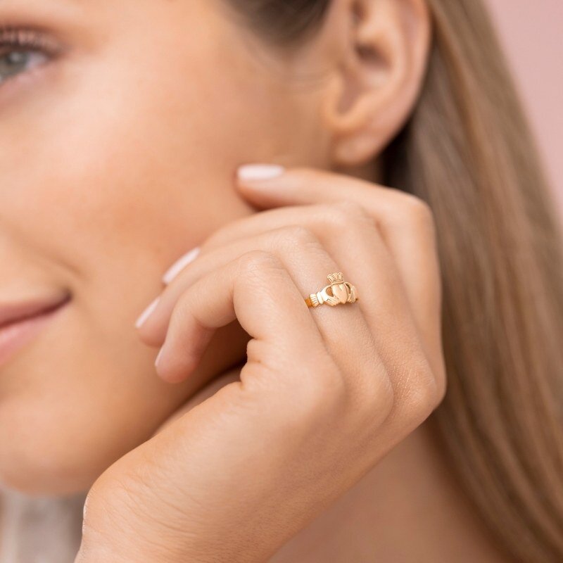10K Gold Mini Claddagh Ring