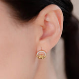Pendientes Claddagh de Plata Vermeil de Oro de 14K adornados con Circonitas Cúbicas Blancas