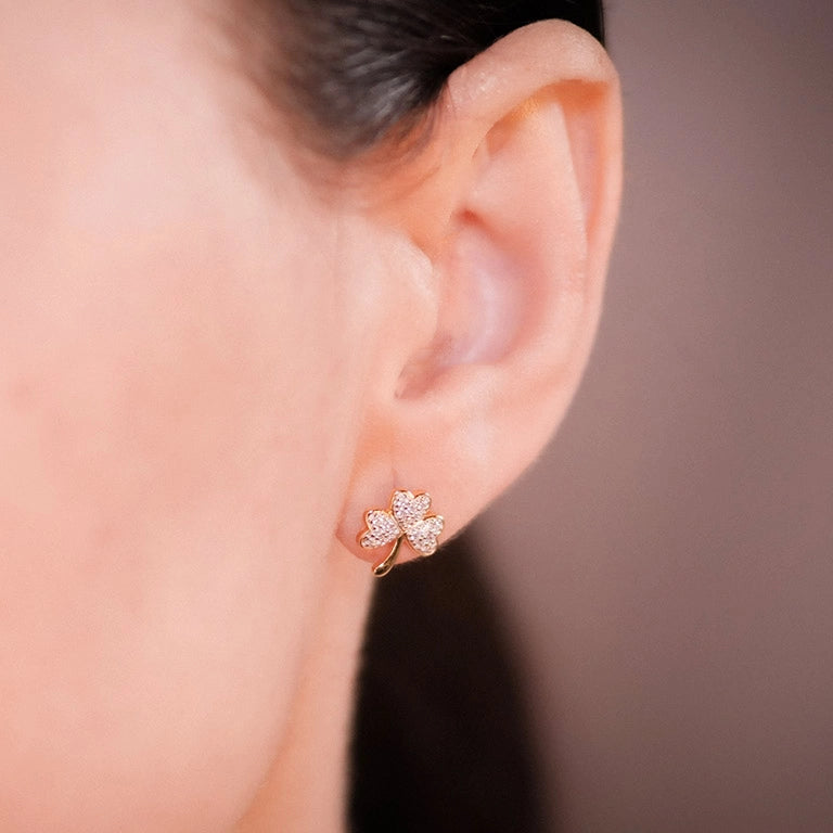 Pendientes de trébol de oro vermeil de 14 quilates con circonitas cúbicas blancas