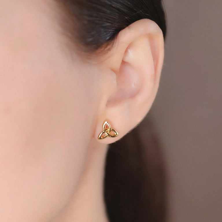 Pendientes de nudo trinitario de oro vermeil de 14 quilates