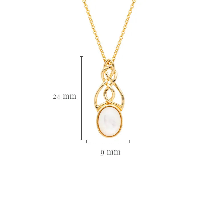 Collar de nudo de la trinidad irlandesa de nácar de oro vermeil de 14 quilates