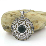 Collar de plata de ley con herencia celta y mármol de Connemara