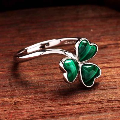 Anillo Trébol de Plata de Ley y Malaquita Verde