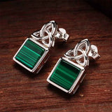 Pendientes de plata de ley con nudo trinitario de malaquita verde