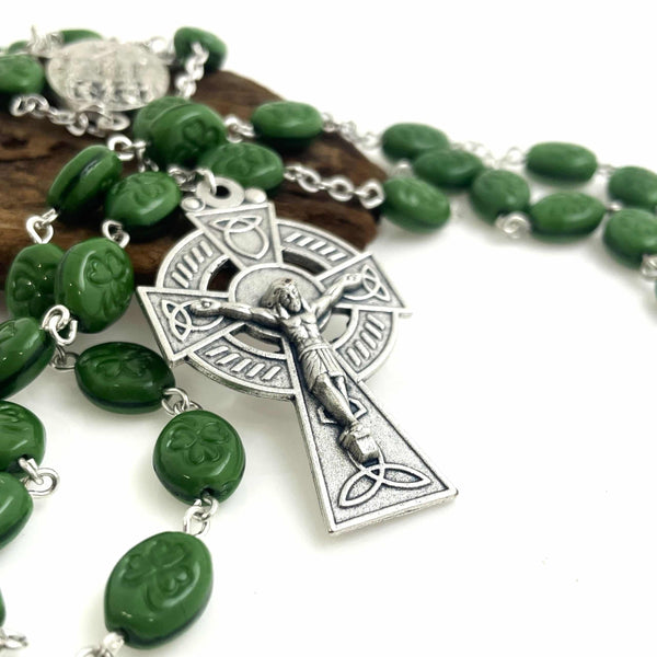 gilt shamrock