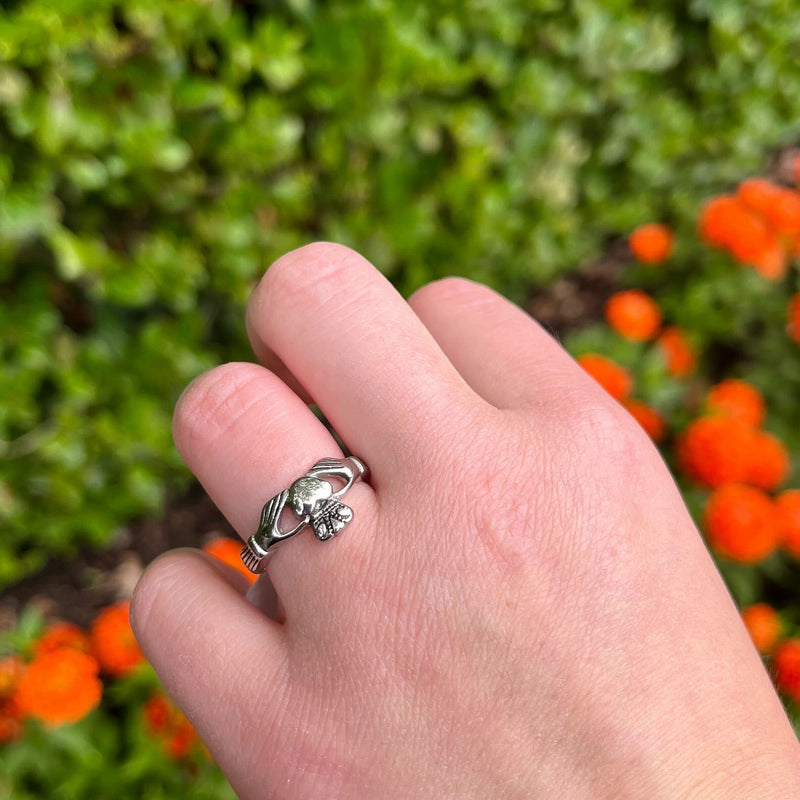 Anillo Claddagh de acero inoxidable