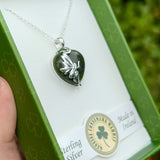 Colgante de plata de mármol de Connemara, hada celta