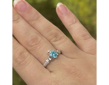 Anillo Claddagh de piedra natal de marzo