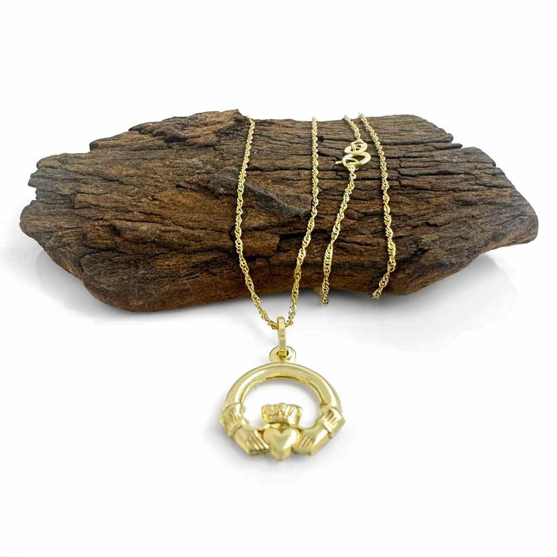 Collar Claddagh de oro de 9k