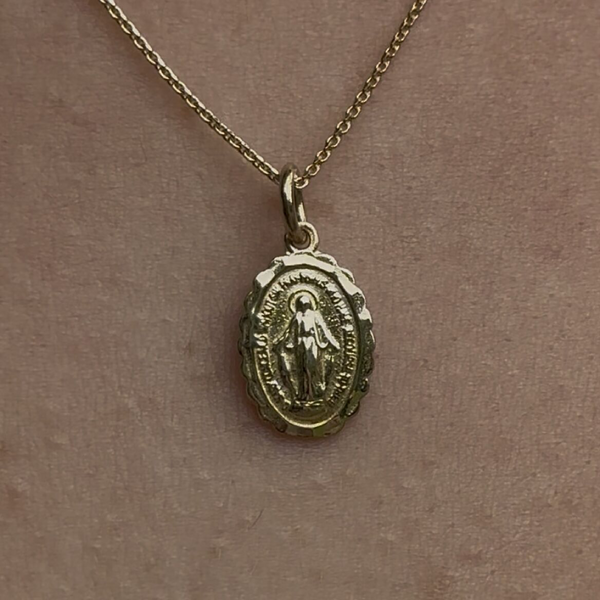 Medalla Milagrosa de 9 quilates y 12 mm