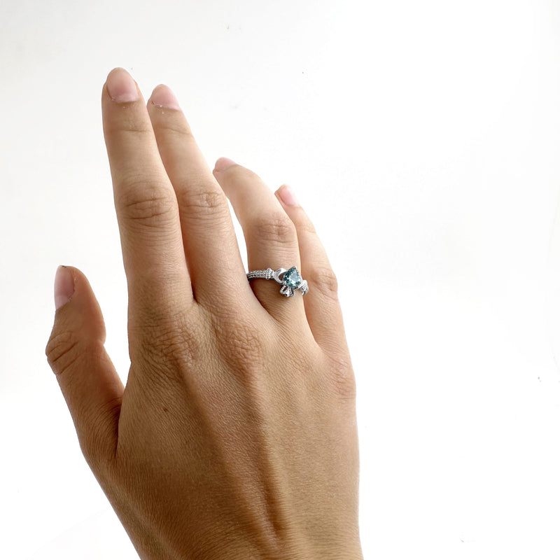 Anillo Claddagh de piedra natal de marzo
