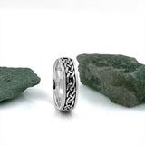 Anillo Claddagh de Plata Oxidada para Mujer