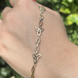 Pulsera Trinity Celta Eslabones Bañada en Oro
