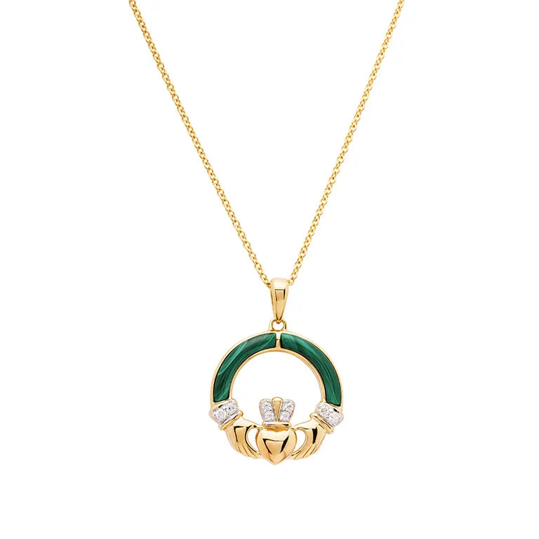 Collar Claddagh de malaquita con vermeil de oro