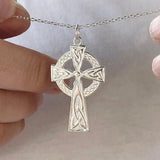 Gran Cruz Alta Tradicional Irlandesa
