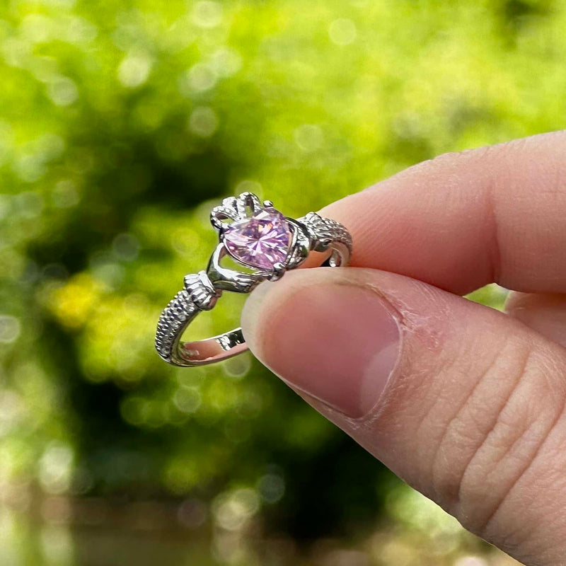 claddagh ring rose gold