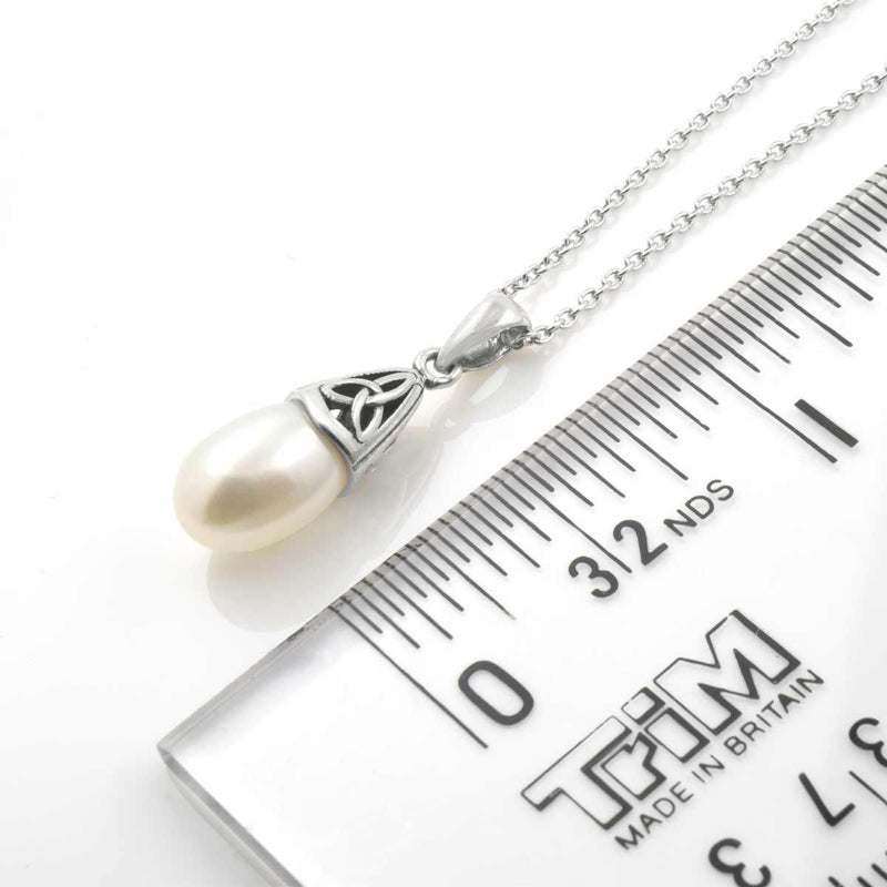 pearl necklace