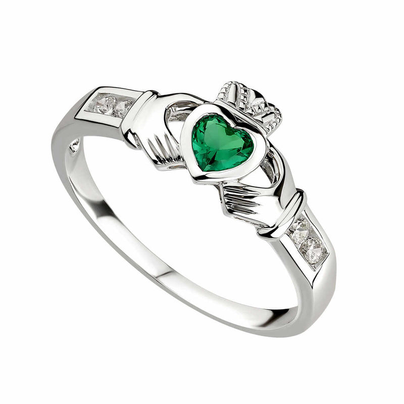 silver emerald claddagh ring
