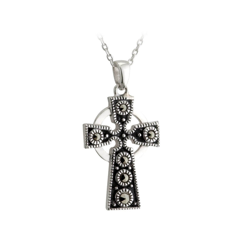 Collar de plata de ley con cruz celta
