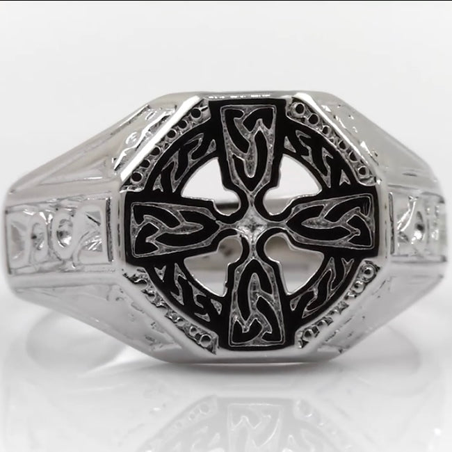 Anillo celta de plata